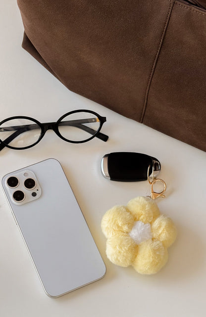 Petal Keychain Yellow/White